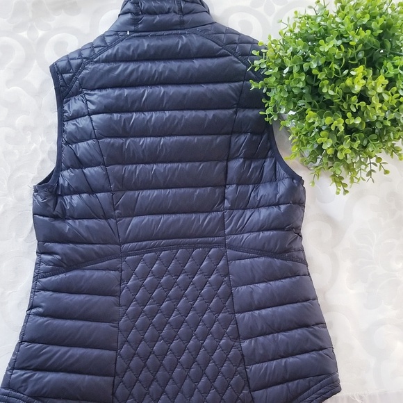Puffer Vest - Picture 6 of 8